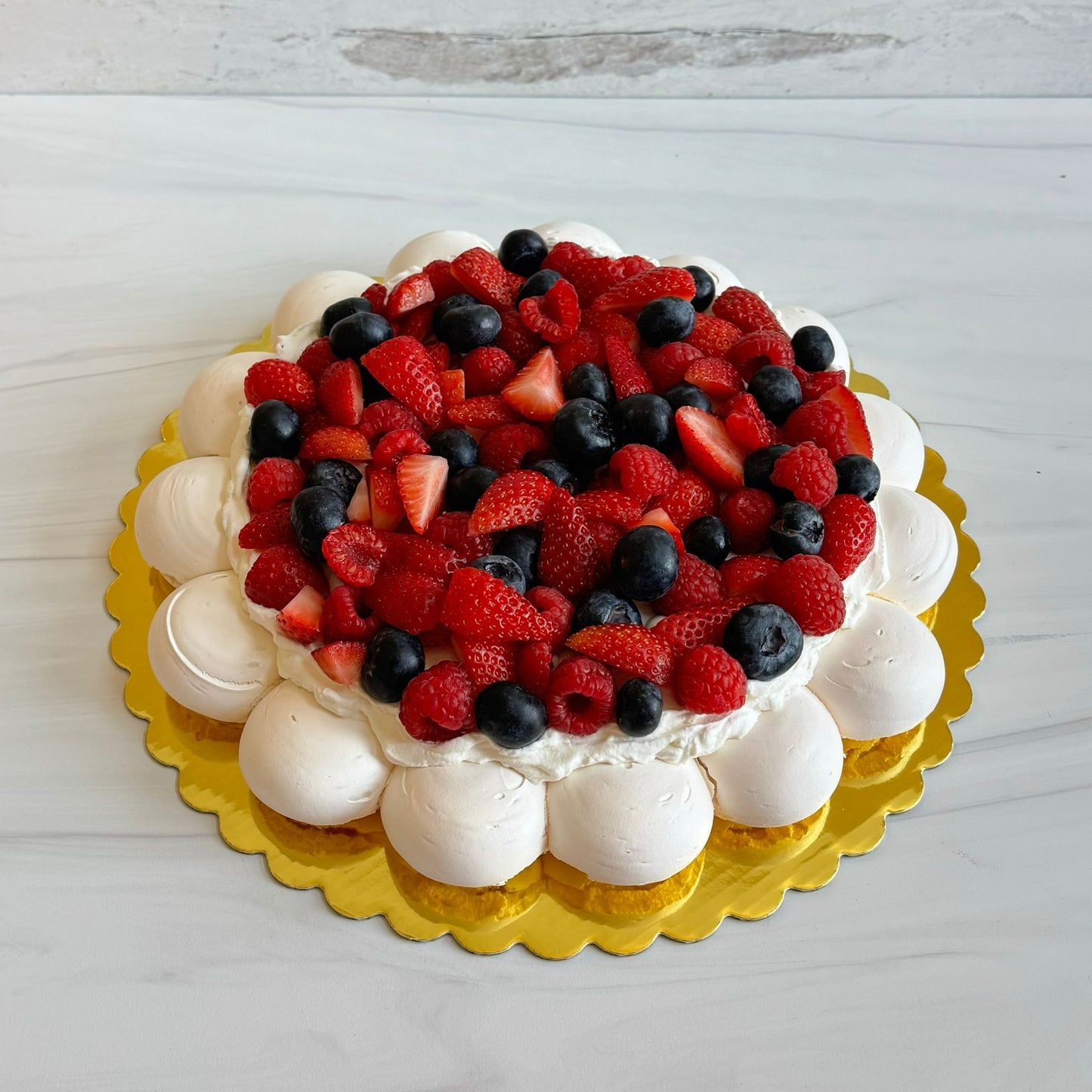 Pavlova Classic Mixed Berries